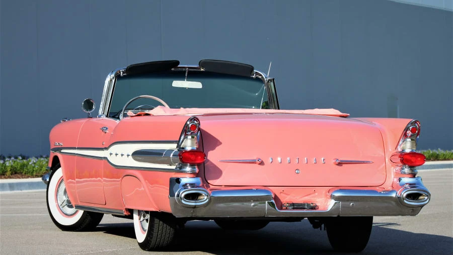 1957 Pontiac Star Chief - Image 3 of 28