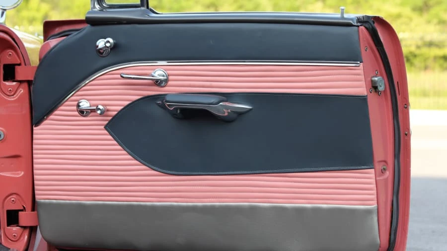 1957 Pontiac Star Chief - Image 19 of 28