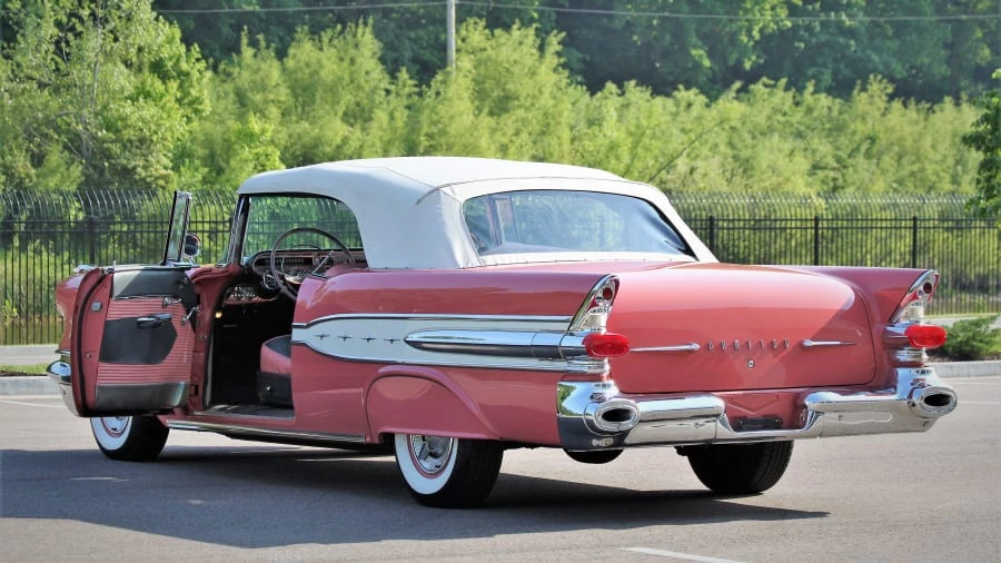 1957 Pontiac Star Chief - Image 26 of 28