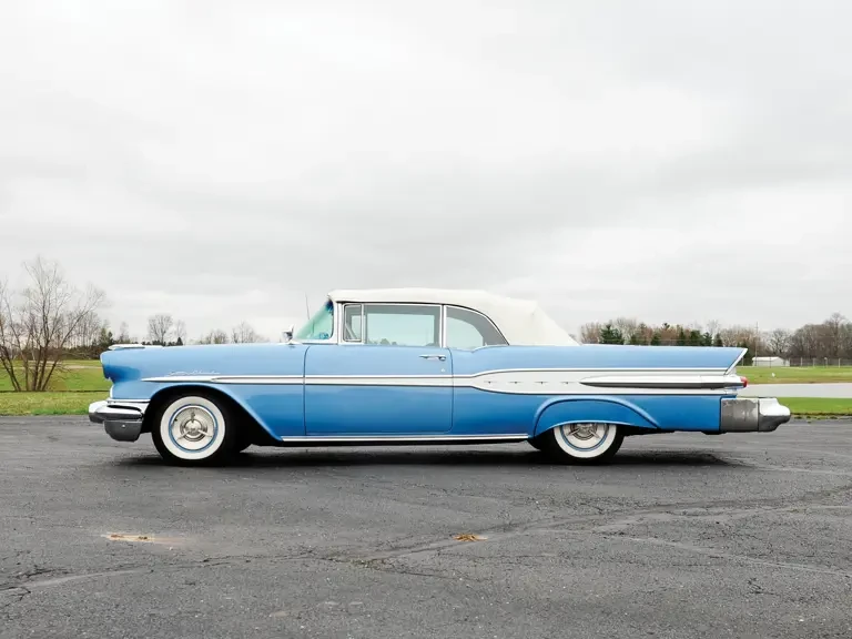 1957 Pontiac Star Chief - Image 6 of 21