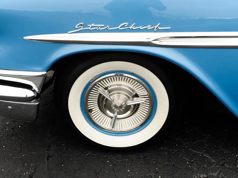 1957 Pontiac Star Chief - Image 8 of 21