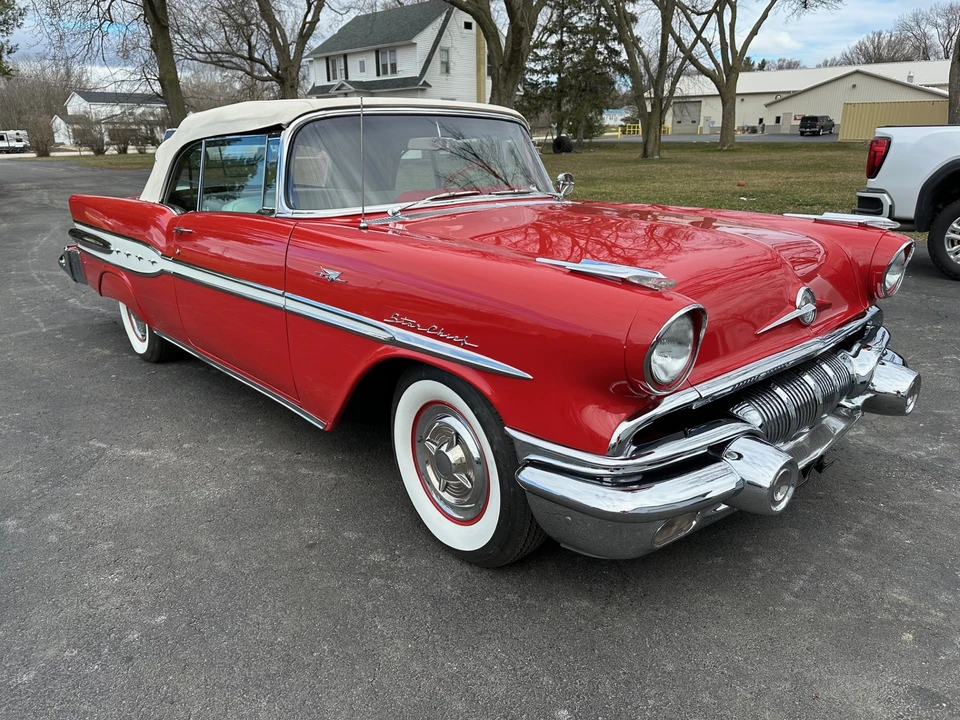 1957 Pontiac Star Chief - Image 8 of 31