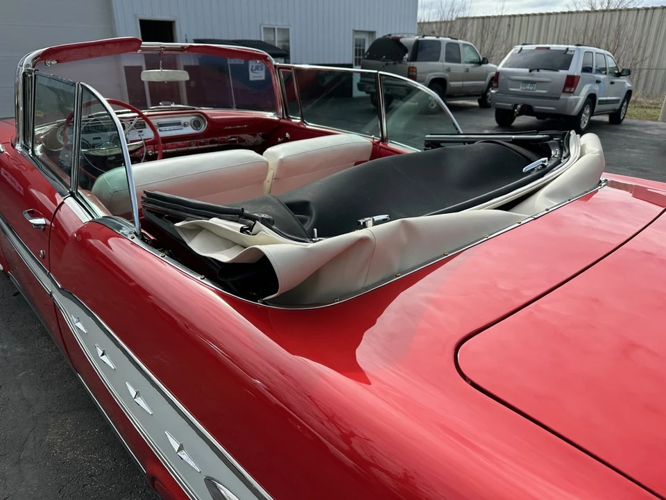 1957 Pontiac Star Chief - Image 31 of 31