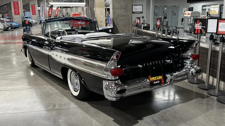 1957 Pontiac Star Chief - Image 2 of 5