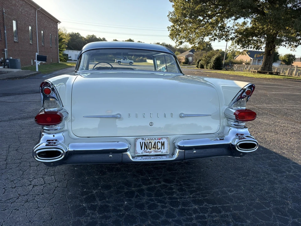 1957 Pontiac Star Chief - Image 19 of 31