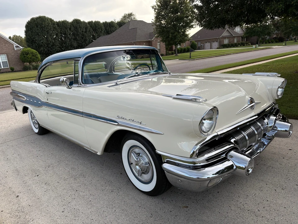 1957 Pontiac Star Chief - Image 12 of 31