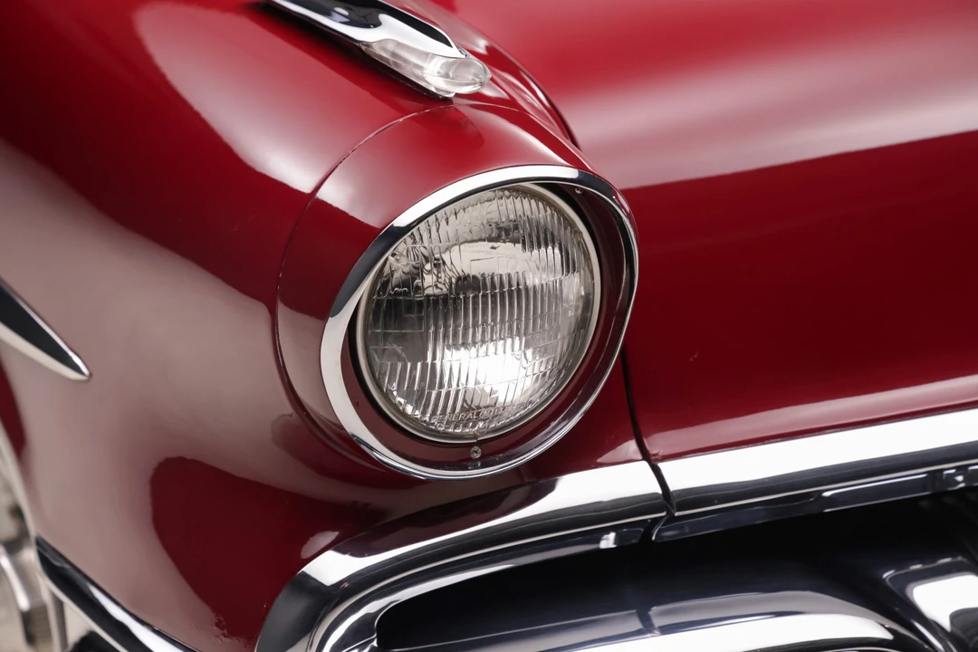 1957 Pontiac Star Chief - Image 24 of 31