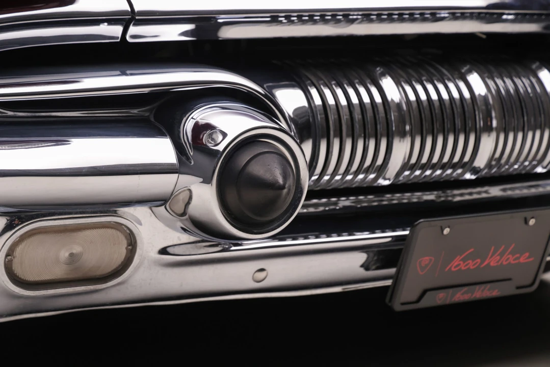 1957 Pontiac Star Chief - Image 26 of 31