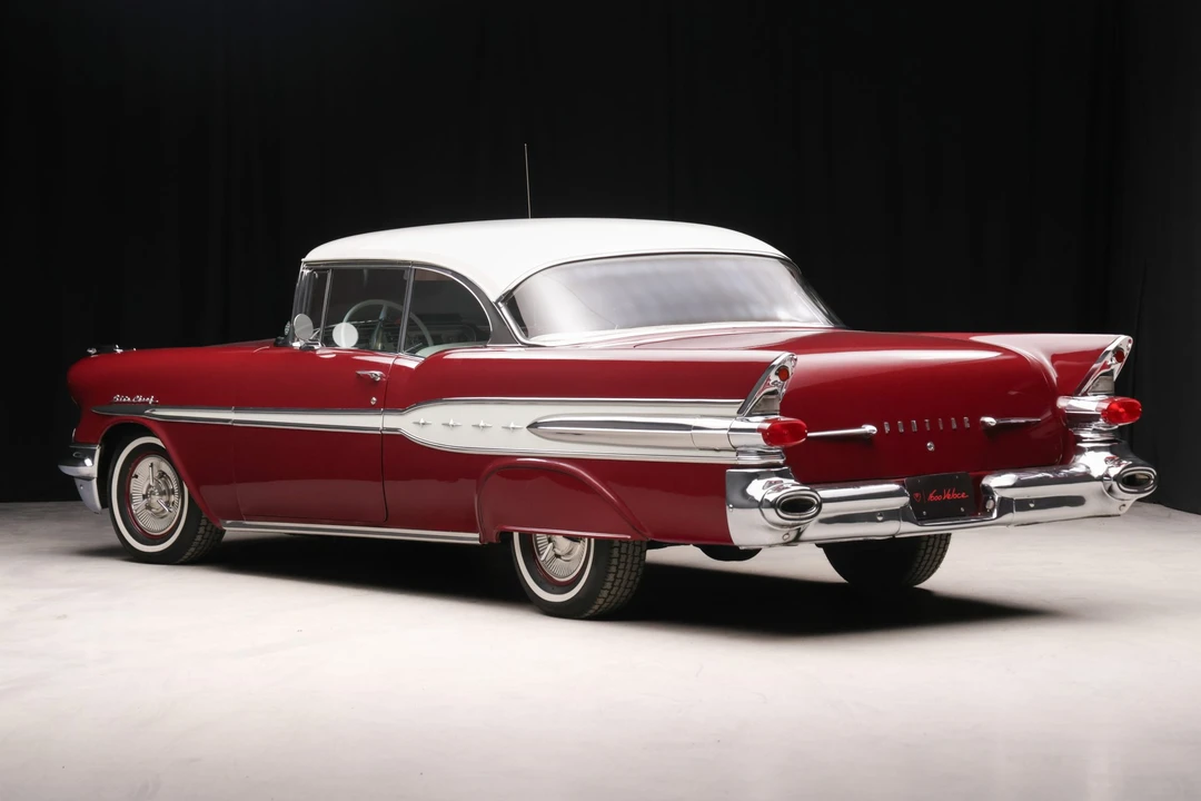 1957 Pontiac Star Chief - Image 5 of 31