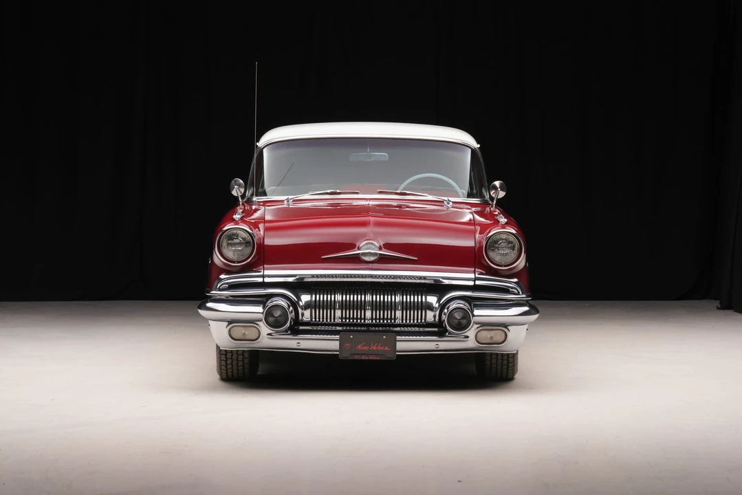 1957 Pontiac Star Chief - Image 12 of 31