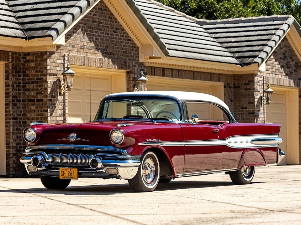 1957 Pontiac Star Chief - Image 4 of 31