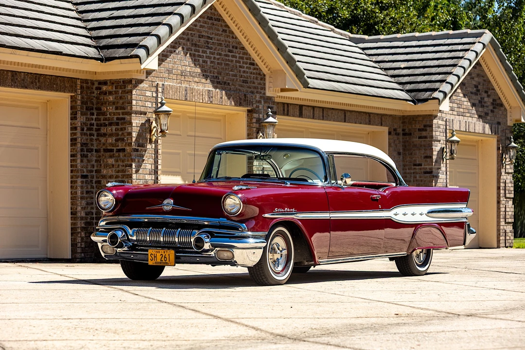 1957 Pontiac Star Chief - Image 5 of 31