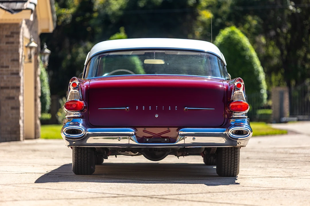 1957 Pontiac Star Chief - Image 9 of 31