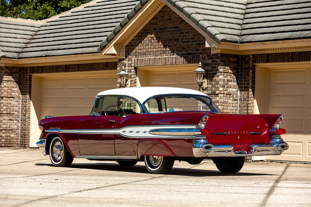 1957 Pontiac Star Chief - Image 7 of 31