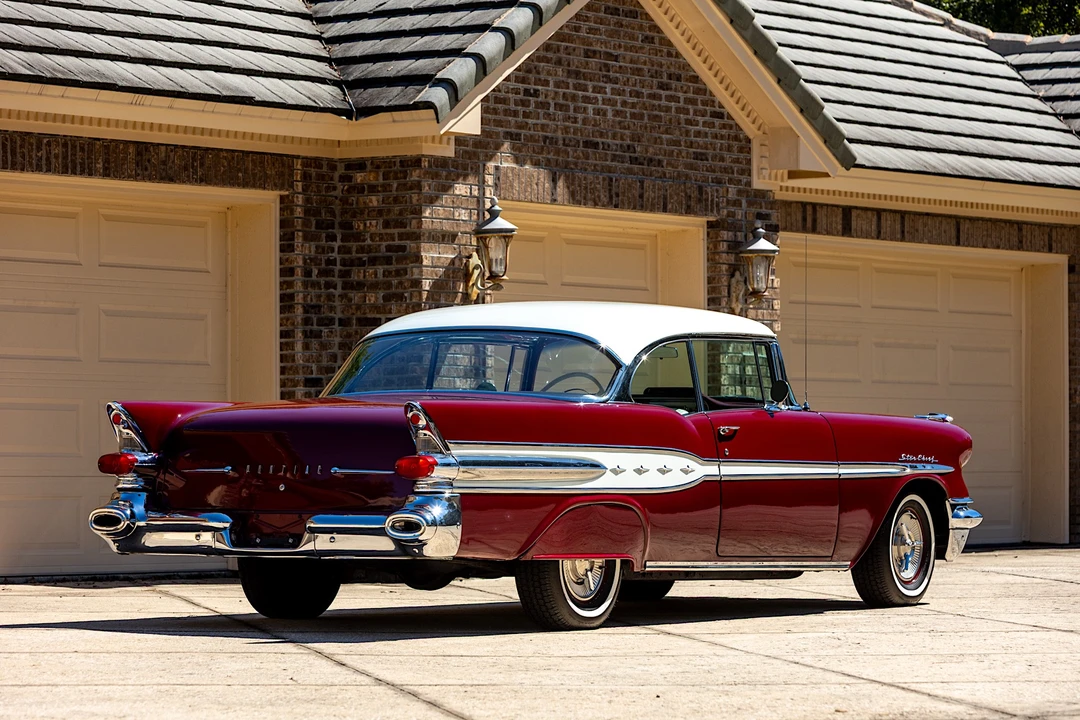 1957 Pontiac Star Chief - Image 11 of 31