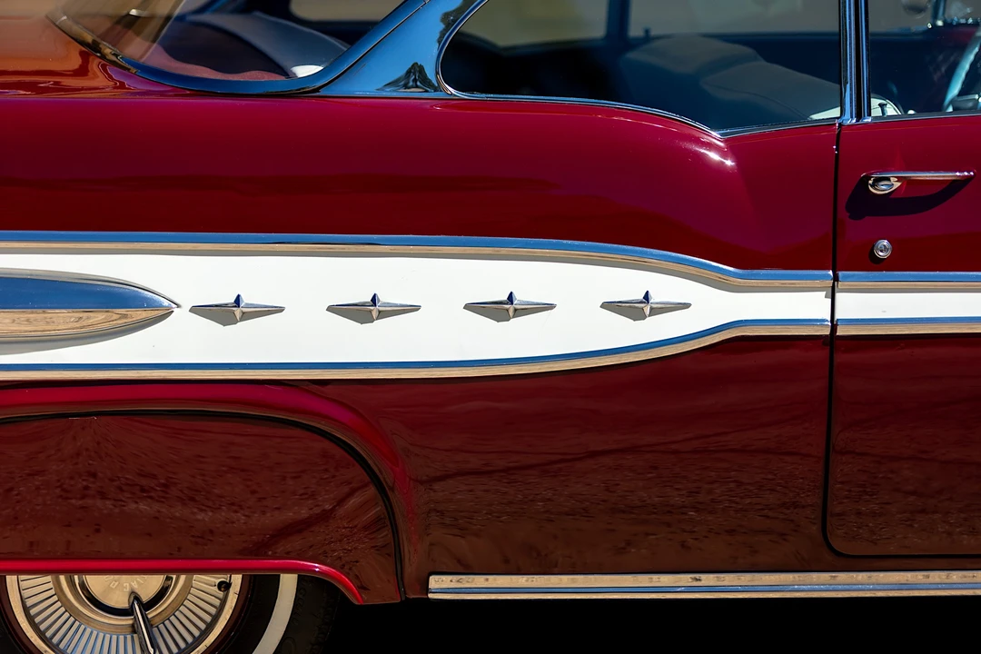 1957 Pontiac Star Chief - Image 26 of 31