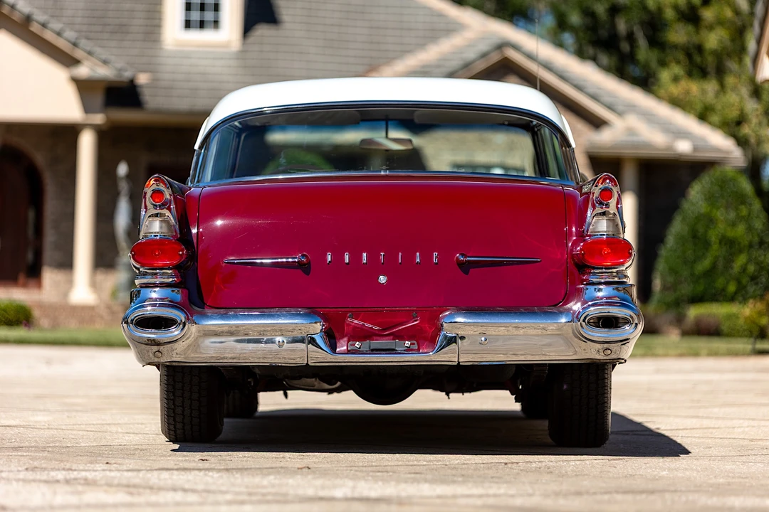 1957 Pontiac Star Chief - Image 10 of 31