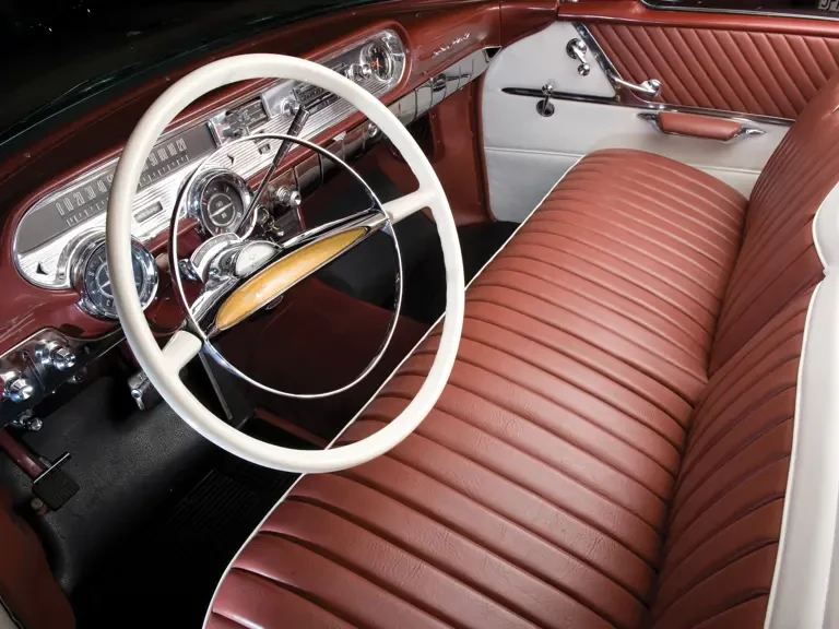 1957 Pontiac Star Chief - Image 4 of 9