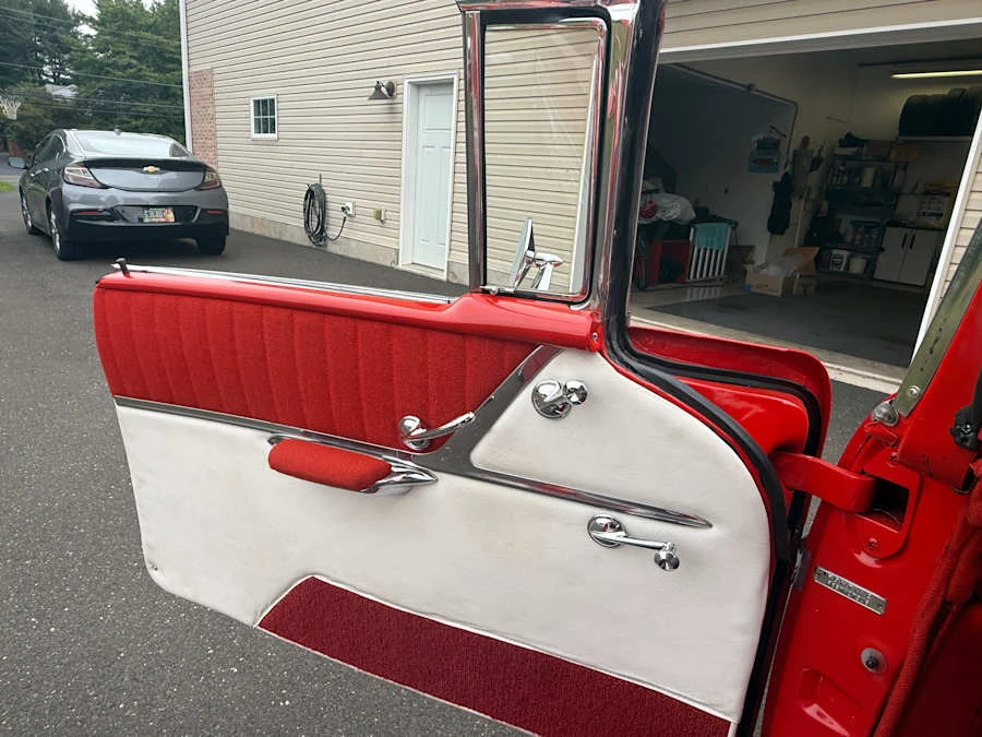 1957 Pontiac Star Chief - Image 7 of 31