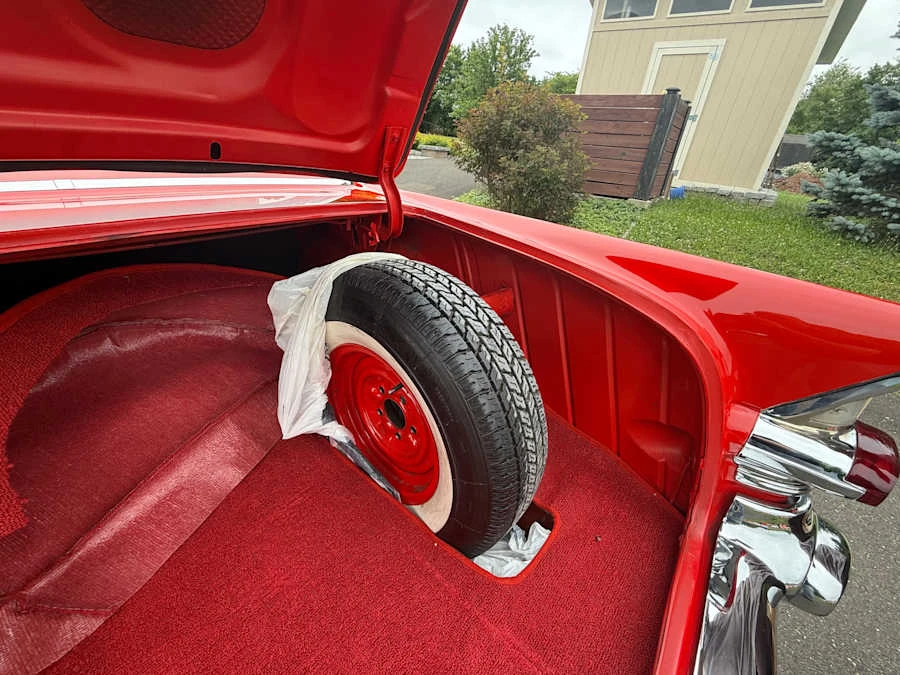 1957 Pontiac Star Chief - Image 23 of 31
