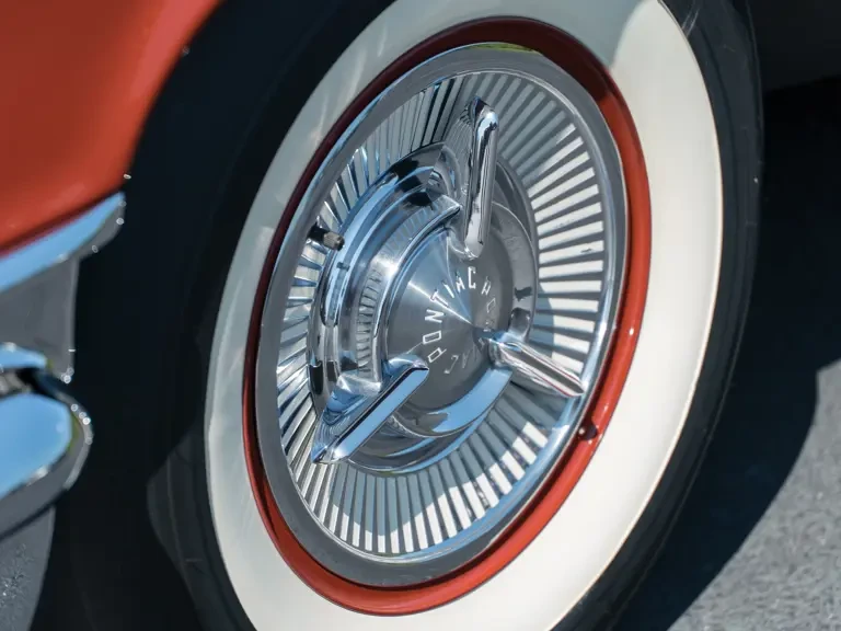 1957 Pontiac Star Chief - Image 24 of 28