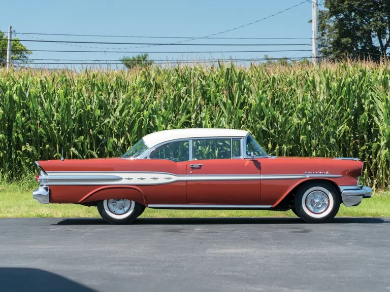 1957 Pontiac Star Chief - Image 6 of 28