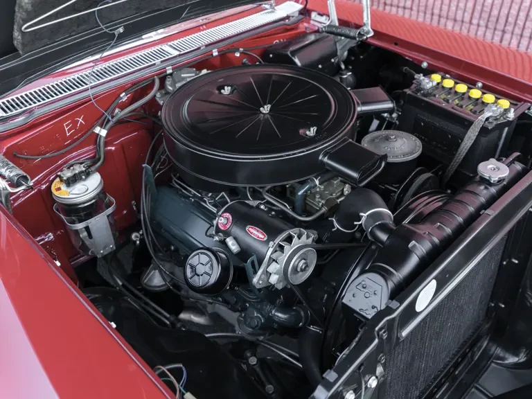 1957 Pontiac Star Chief - Image 4 of 28