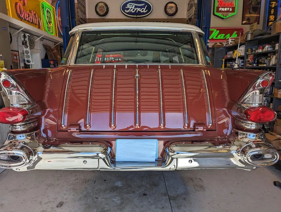 1957 Pontiac Star Chief - Image 18 of 31