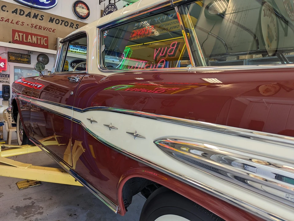 1957 Pontiac Star Chief - Image 16 of 31