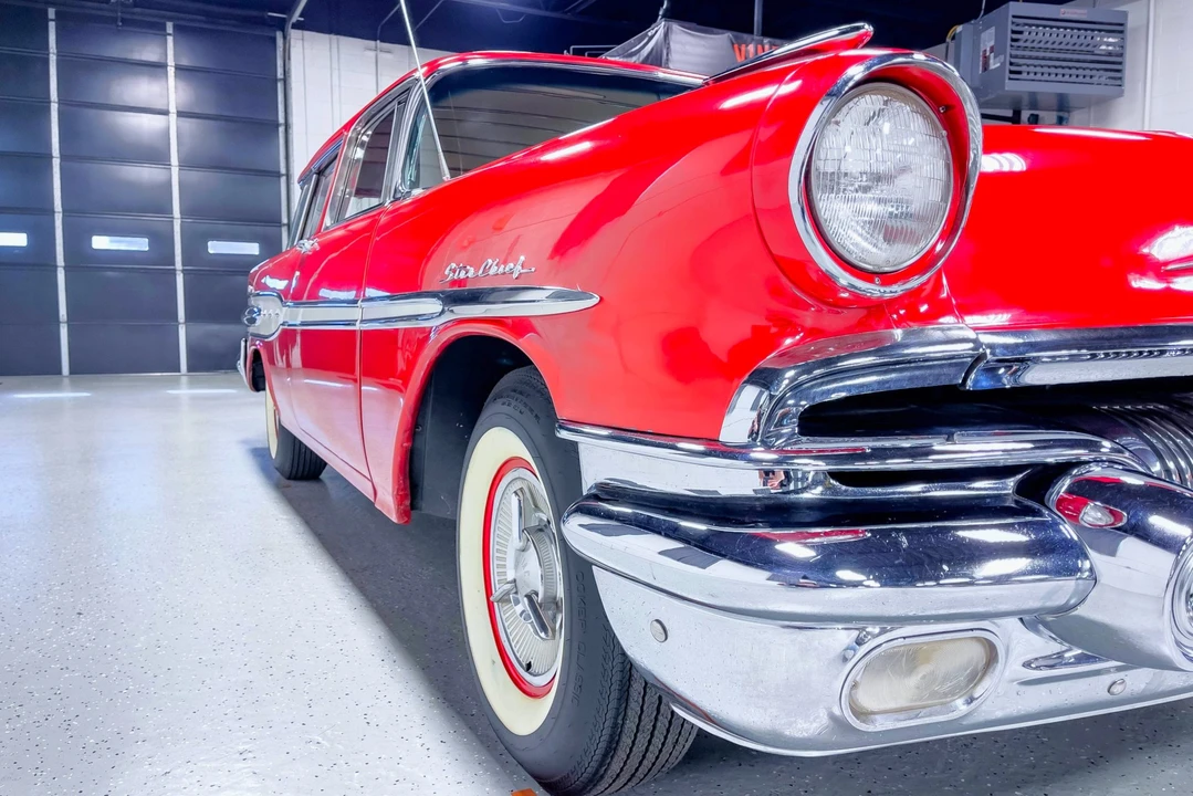 1957 Pontiac Star Chief - Image 21 of 31