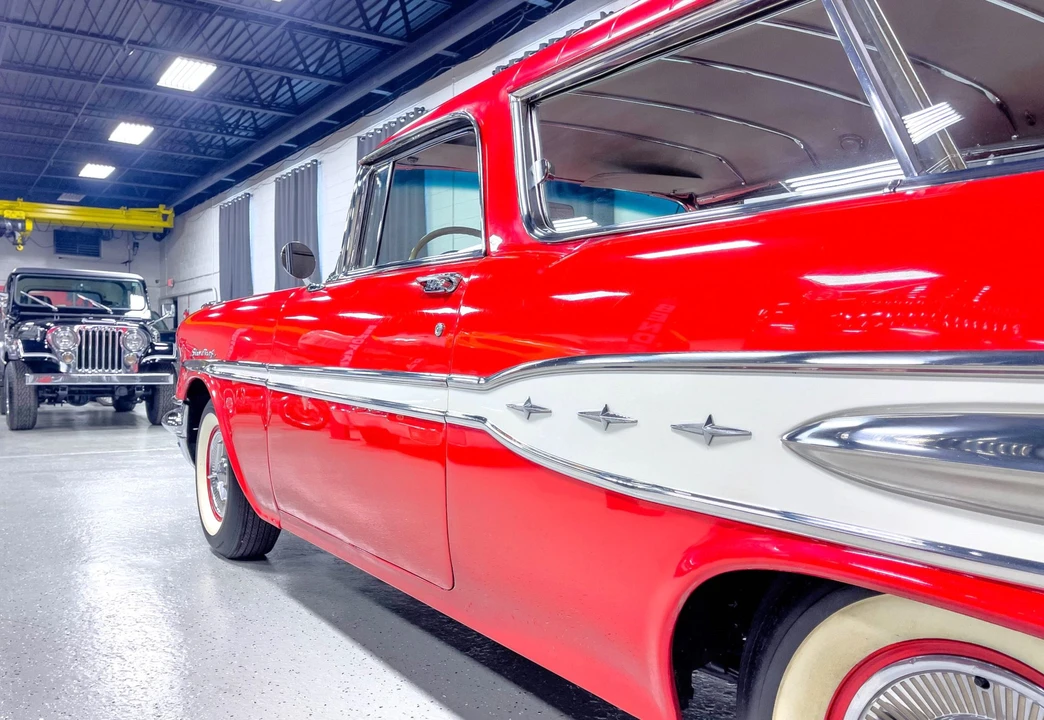 1957 Pontiac Star Chief - Image 27 of 31