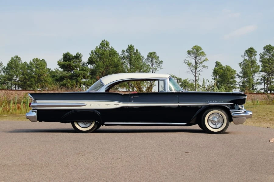 1957 Pontiac Star Chief - Image 12 of 31