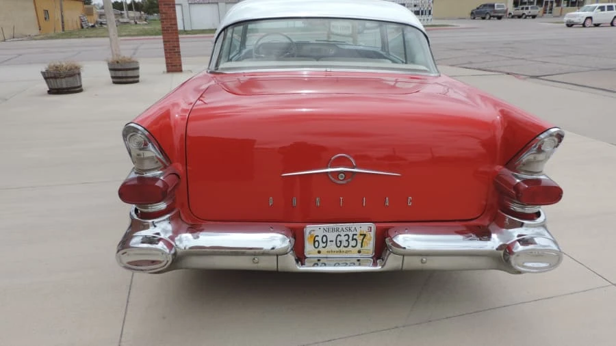 1957 Pontiac Star Chief - Image 4 of 8