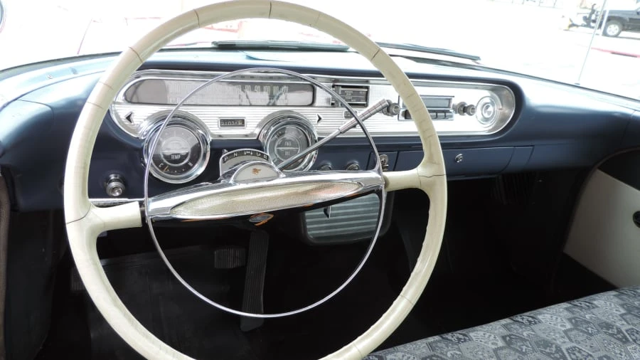 1957 Pontiac Star Chief - Image 5 of 8