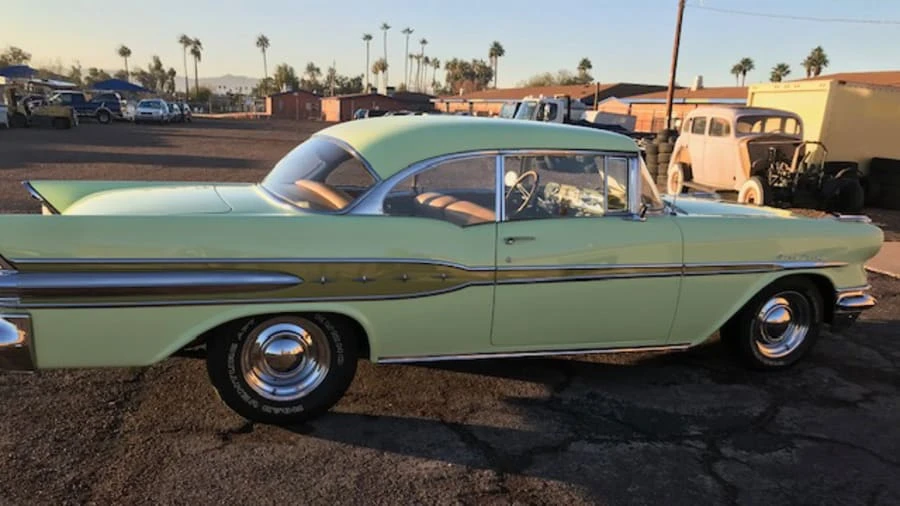 1957 Pontiac Star Chief - Image 5 of 7
