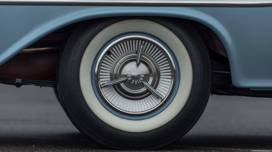 1957 Pontiac Star Chief - Image 11 of 27