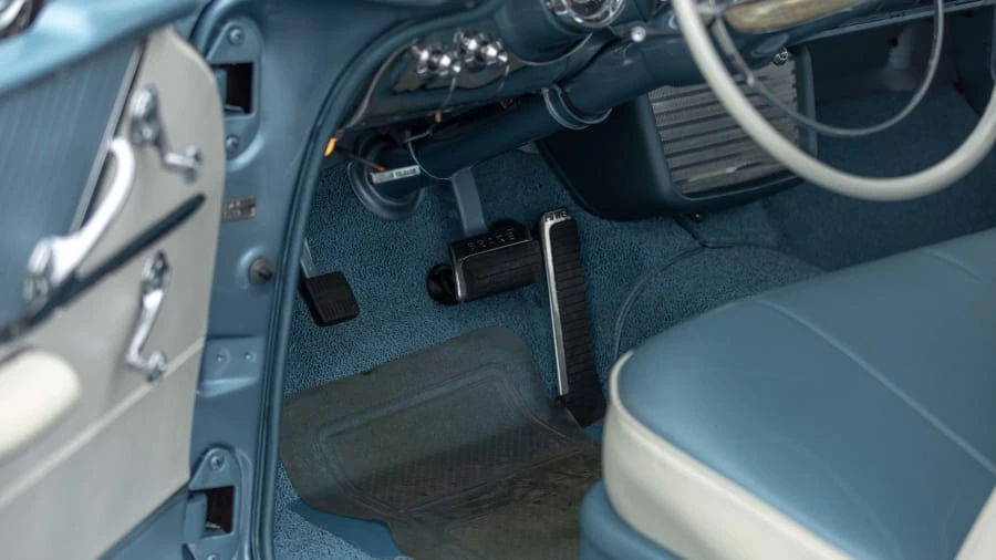 1957 Pontiac Star Chief - Image 23 of 27