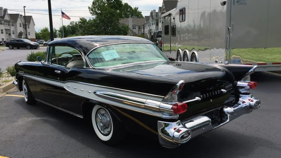 1957 Pontiac Star Chief - Image 2 of 12