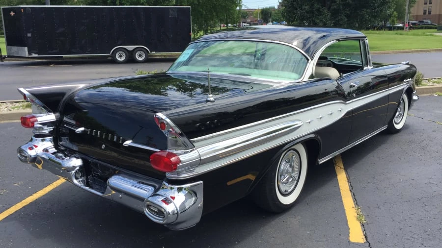 1957 Pontiac Star Chief - Image 4 of 12