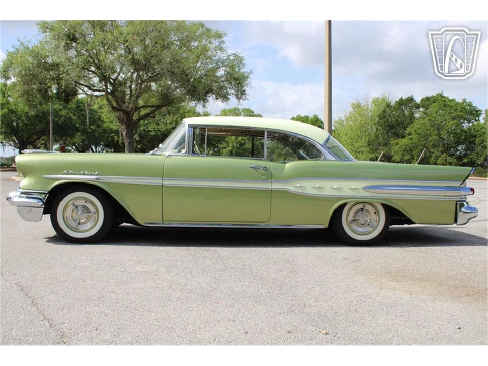 1957 Pontiac Star Chief - Image 19 of 31