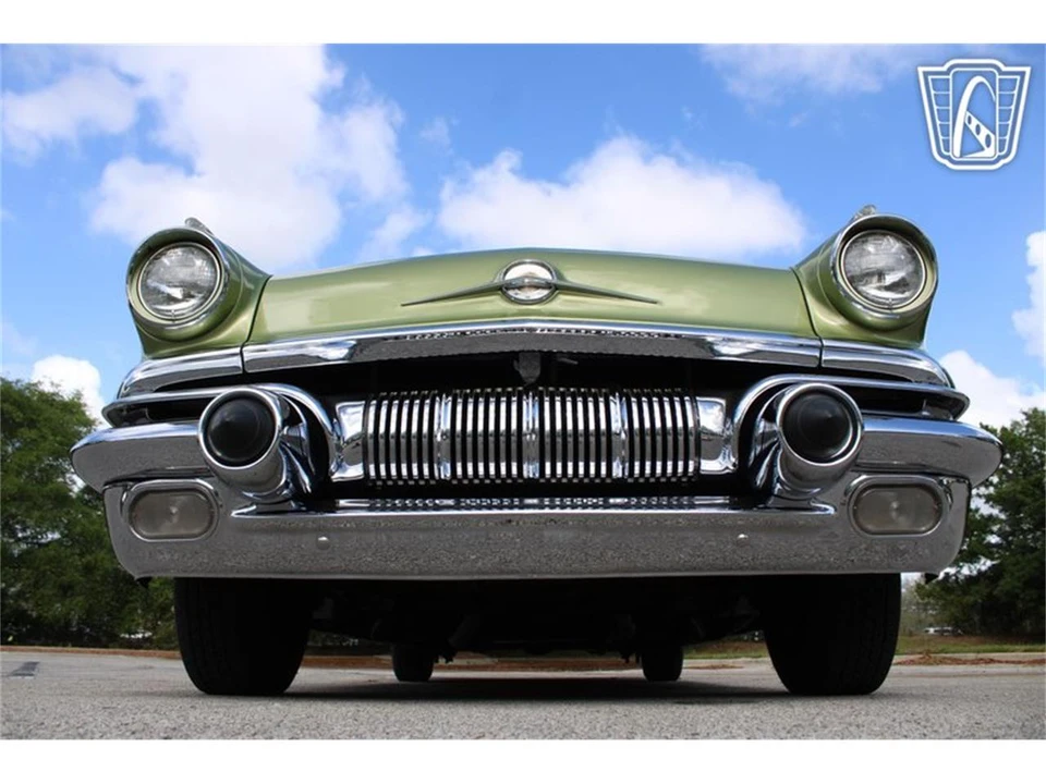1957 Pontiac Star Chief - Image 15 of 31