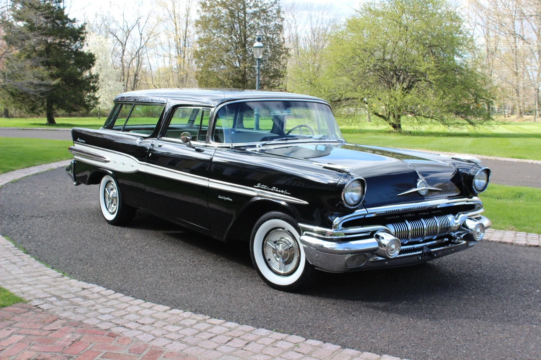 1957 Pontiac Star Chief - Image 10 of 22
