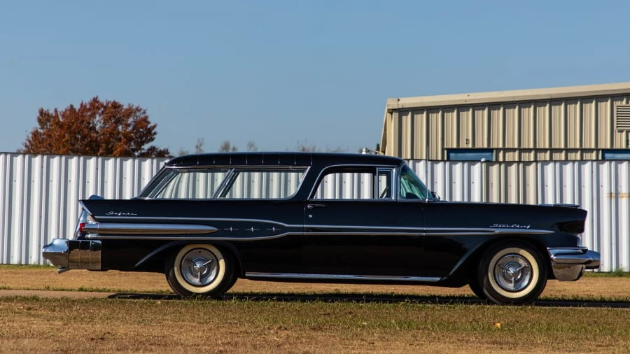 1957 Pontiac Star Chief - Image 8 of 20