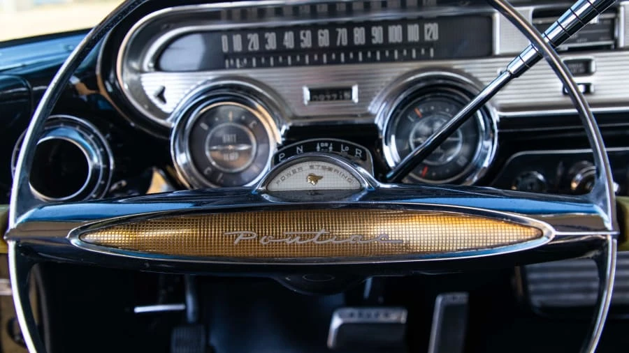 1957 Pontiac Star Chief - Image 9 of 20