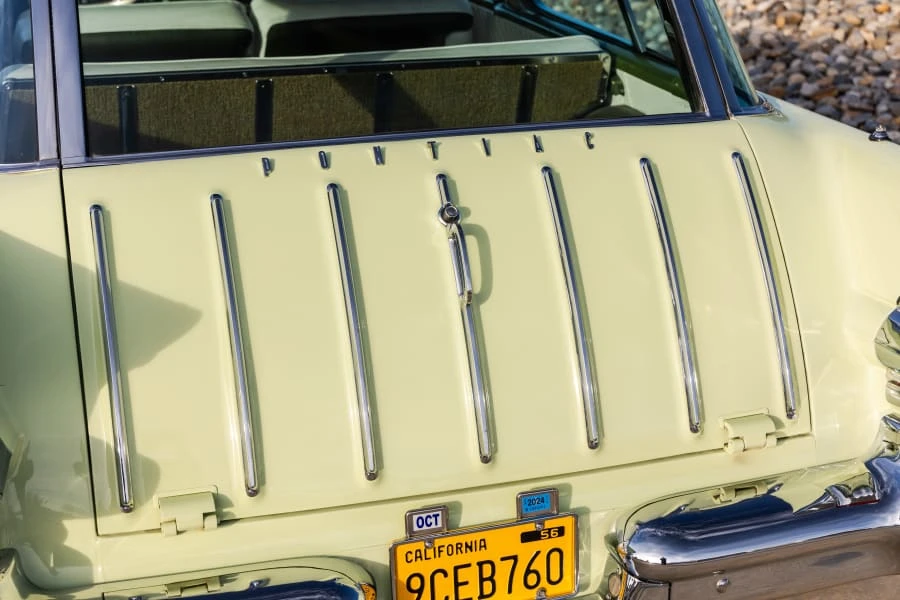 1957 Pontiac Star Chief - Image 13 of 31