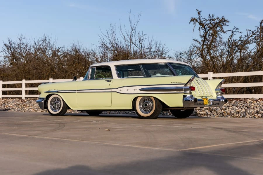 1957 Pontiac Star Chief - Image 7 of 31