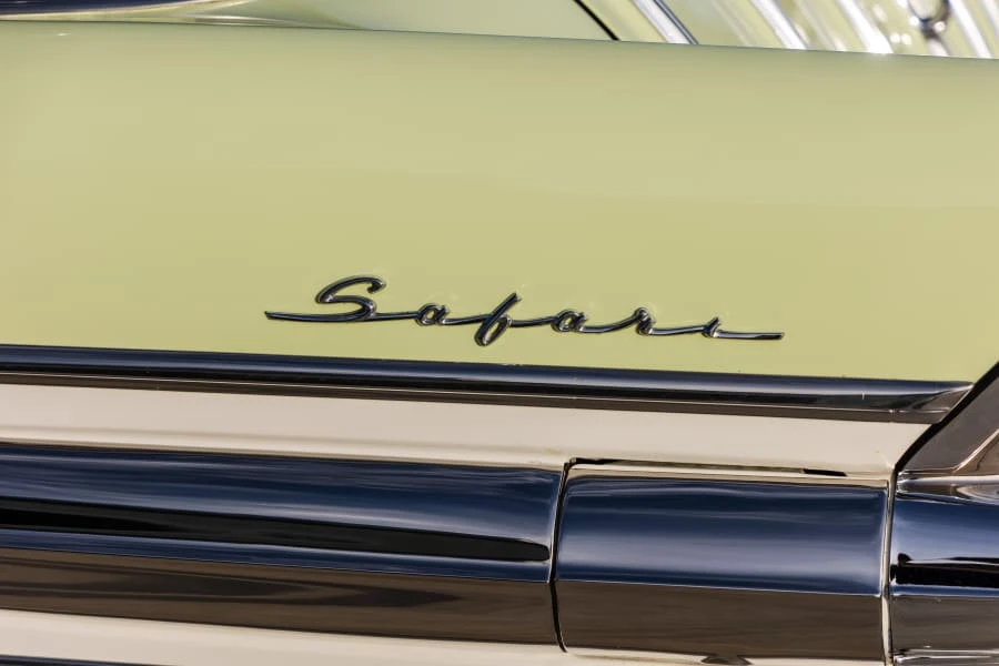 1957 Pontiac Star Chief - Image 15 of 31