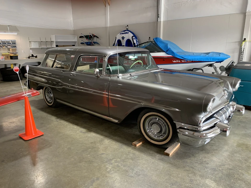 1957 Pontiac Star Chief - Image 20 of 31