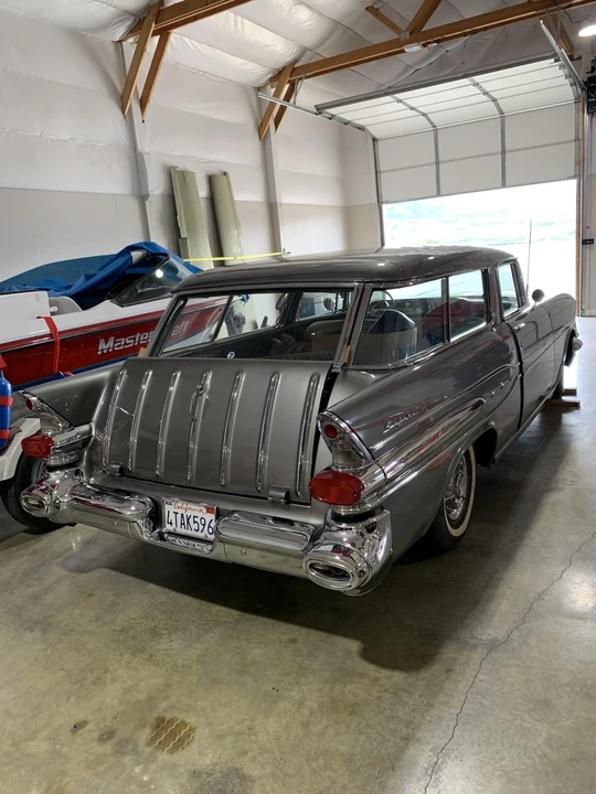 1957 Pontiac Star Chief - Image 23 of 31