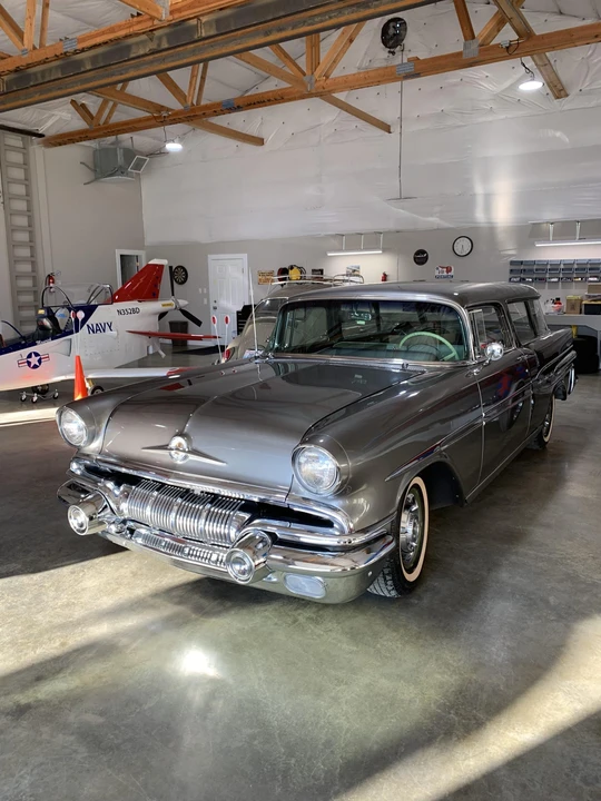 1957 Pontiac Star Chief - Image 28 of 31
